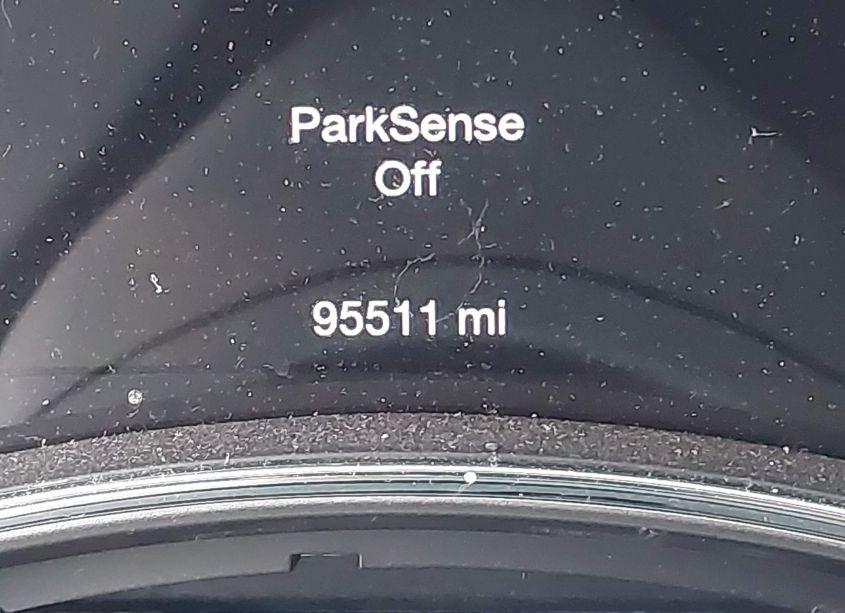 Photo 15 of 2018 Jeep Grand CHEROKEE UPLAND 4X4 (VIN 1C4RJFAGXJC352358)