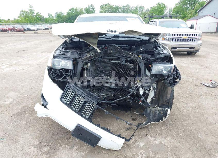 Photo 6 of 2018 Jeep Grand CHEROKEE ALTITUDE 4X4 (VIN 1C4RJFAGXJC357320)