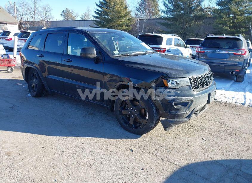2018 Jeep Grand CHEROKEE UPLAND 4X4 (VIN 1C4RJFAGXJC375588) main photo