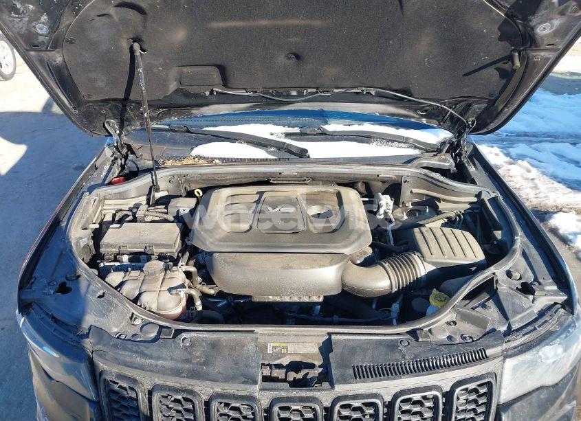 Photo 10 of 2018 Jeep Grand CHEROKEE UPLAND 4X4 (VIN 1C4RJFAGXJC375588)