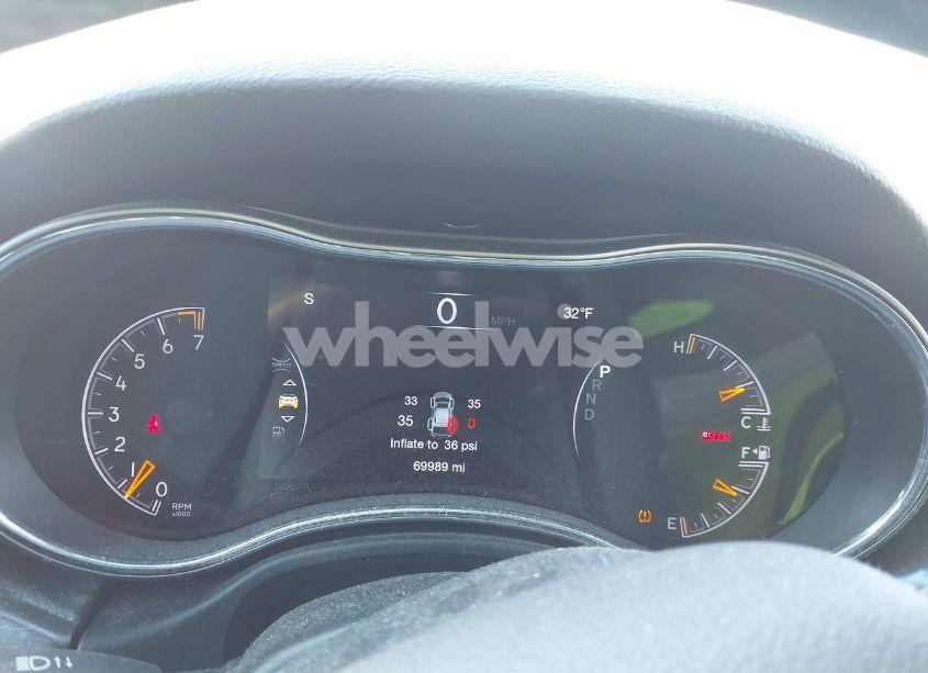 Photo 7 of 2018 Jeep Grand CHEROKEE UPLAND 4X4 (VIN 1C4RJFAGXJC375588)