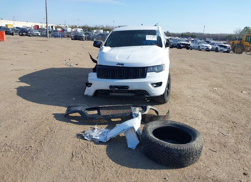 Photo 12 of 2018 Jeep Grand CHEROKEE UPLAND 4X4 (VIN 1C4RJFAGXJC423087)