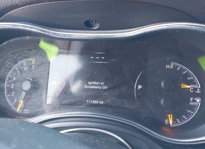 Photo 7 of 2018 Jeep Grand CHEROKEE UPLAND 4X4 (VIN 1C4RJFAGXJC423087)