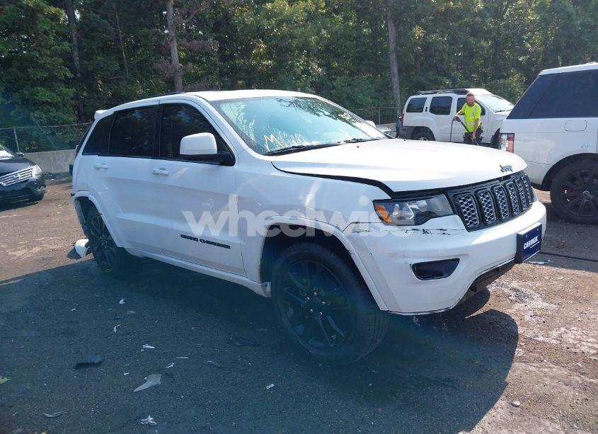 2018 Jeep Grand CHEROKEE ALTITUDE 4X4 (VIN 1C4RJFAGXJC423803) main photo