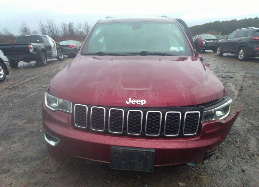 Photo 11 of 2019 Jeep Grand CHEROKEE LAREDO E 4X4 (VIN 1C4RJFAGXKC547913)
