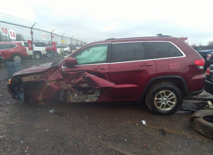 Photo 13 of 2019 Jeep Grand CHEROKEE LAREDO E 4X4 (VIN 1C4RJFAGXKC547913)