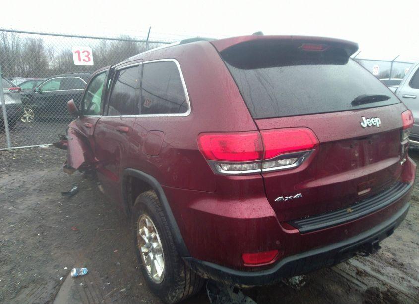 Photo 3 of 2019 Jeep Grand CHEROKEE LAREDO E 4X4 (VIN 1C4RJFAGXKC547913)