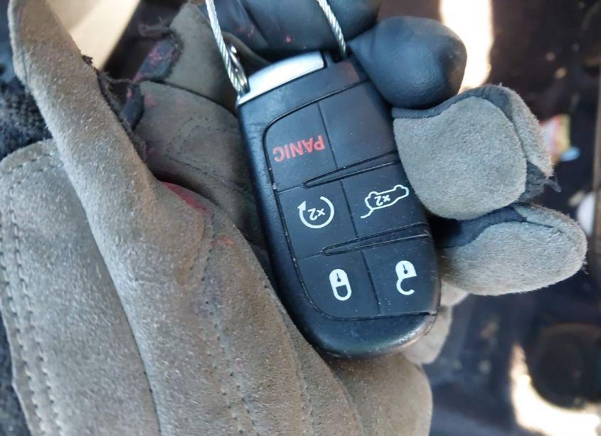 Photo 11 of 2019 Jeep Grand CHEROKEE ALTITUDE 4X4 (VIN 1C4RJFAGXKC577462)