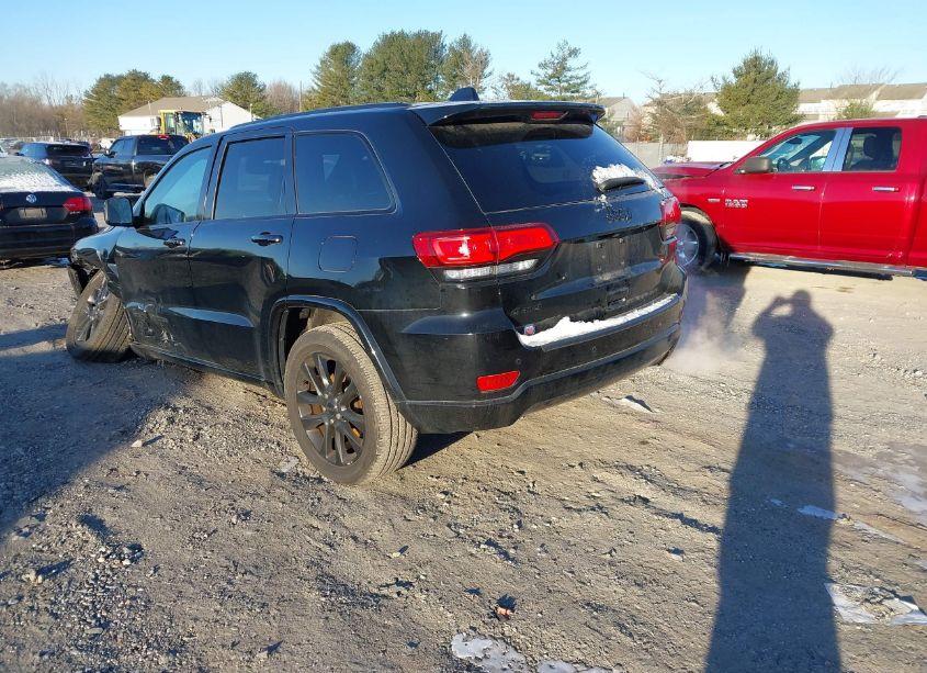 Photo 3 of 2019 Jeep Grand CHEROKEE ALTITUDE 4X4 (VIN 1C4RJFAGXKC577462)