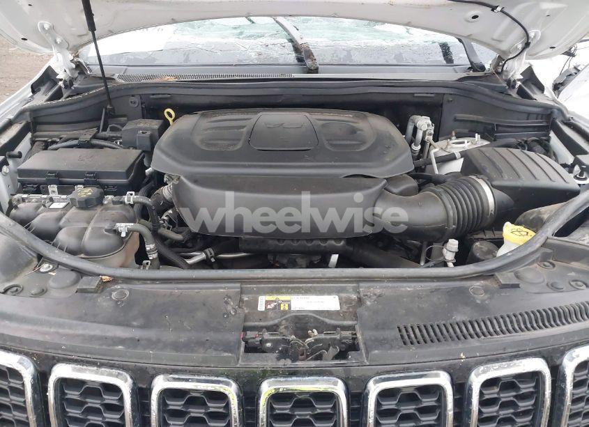 Photo 10 of 2019 Jeep Grand CHEROKEE LAREDO (VIN 1C4RJFAGXKC686682)