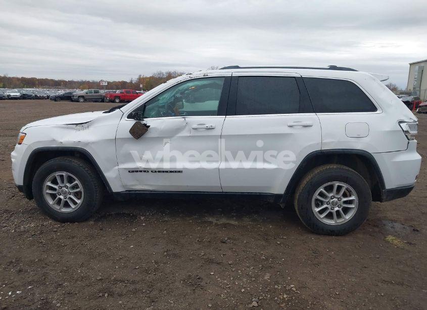 Photo 14 of 2019 Jeep Grand CHEROKEE LAREDO (VIN 1C4RJFAGXKC686682)