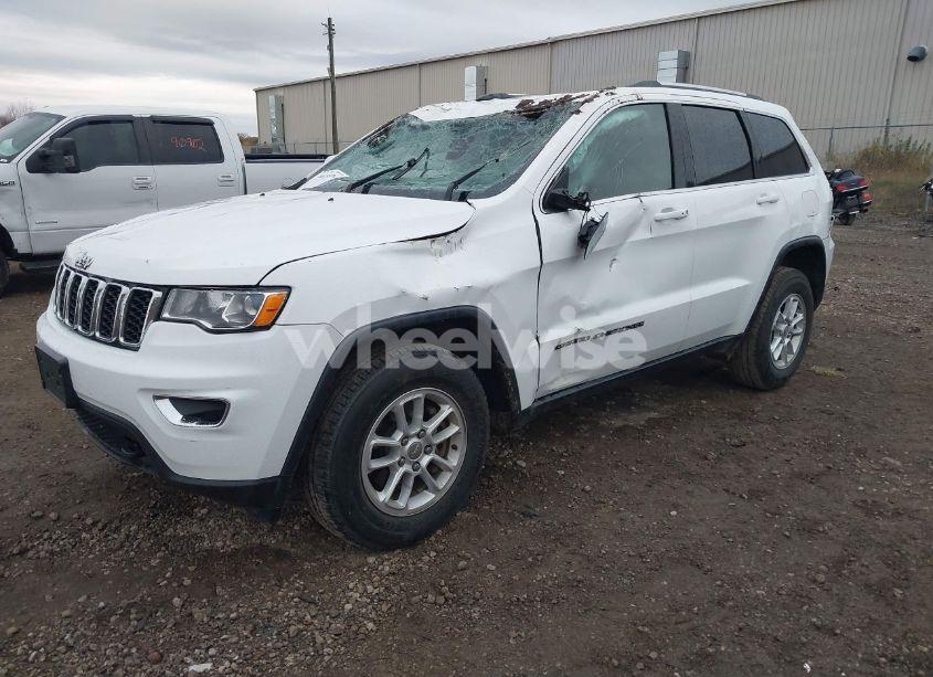 Photo 2 of 2019 Jeep Grand CHEROKEE LAREDO (VIN 1C4RJFAGXKC686682)
