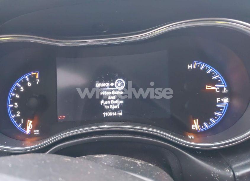 Photo 7 of 2019 Jeep Grand CHEROKEE LAREDO (VIN 1C4RJFAGXKC686682)