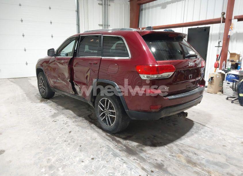 Photo 3 of 2019 Jeep Grand CHEROKEE LAREDO E 4X4 (VIN 1C4RJFAGXKC818887)