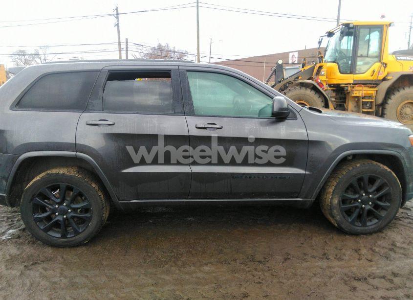 Photo 13 of 2020 Jeep Grand CHEROKEE ALTITUDE 4X4 (VIN 1C4RJFAGXLC211518)