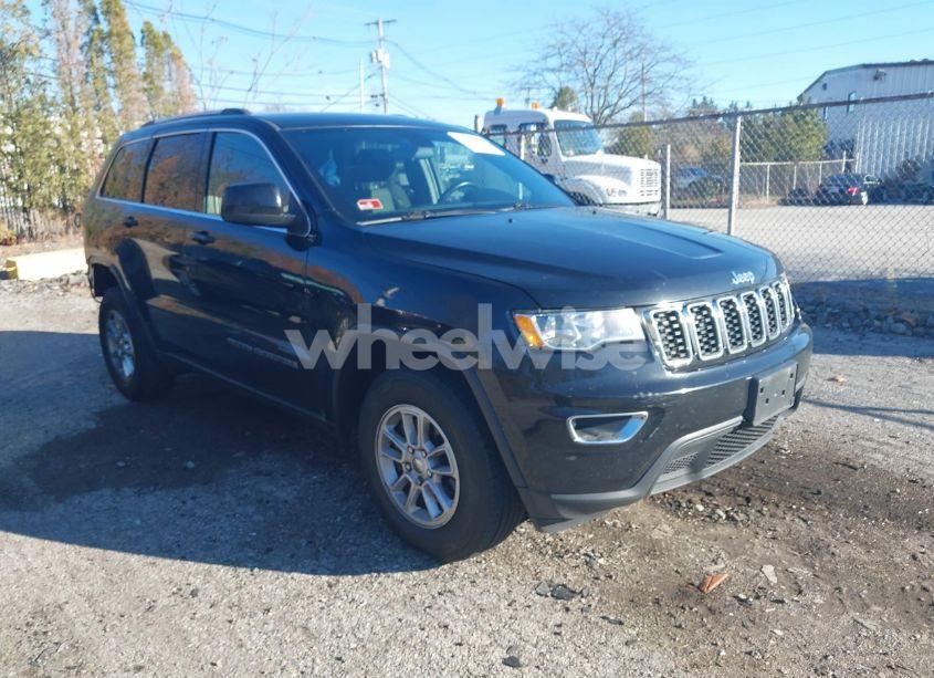 2020 Jeep Grand CHEROKEE LAREDO E 4X4 (VIN 1C4RJFAGXLC241957) main photo