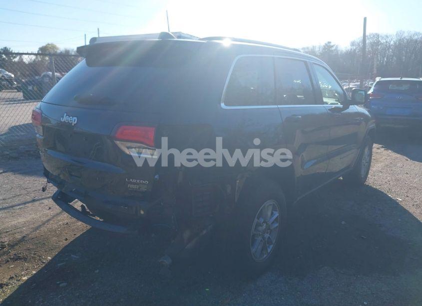 Photo 4 of 2020 Jeep Grand CHEROKEE LAREDO E 4X4 (VIN 1C4RJFAGXLC241957)