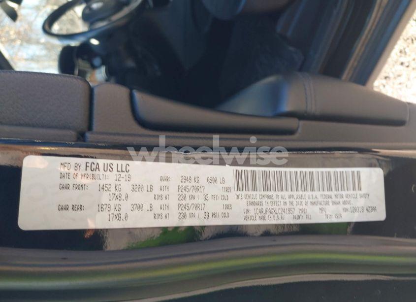 Photo 9 of 2020 Jeep Grand CHEROKEE LAREDO E 4X4 (VIN 1C4RJFAGXLC241957)