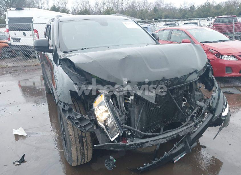 2020 Jeep Grand CHEROKEE LAREDO (VIN 1C4RJFAGXLC317533) main photo