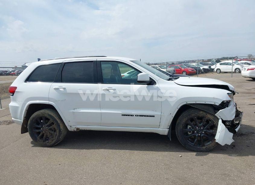 Photo 13 of 2021 Jeep Grand CHEROKEE LAREDO X 4X4 (VIN 1C4RJFAGXMC516180)