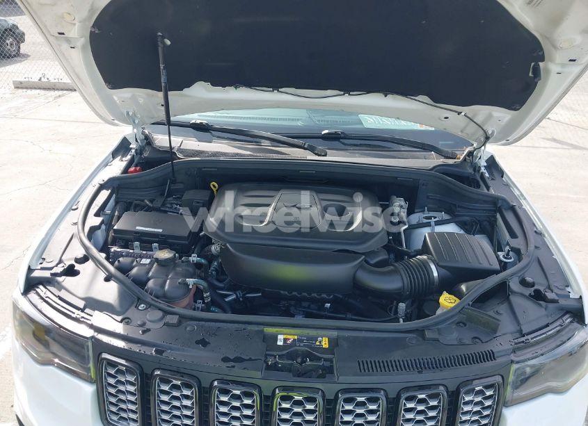 Photo 10 of 2021 Jeep Grand CHEROKEE LAREDO X 4X4 (VIN 1C4RJFAGXMC652969)