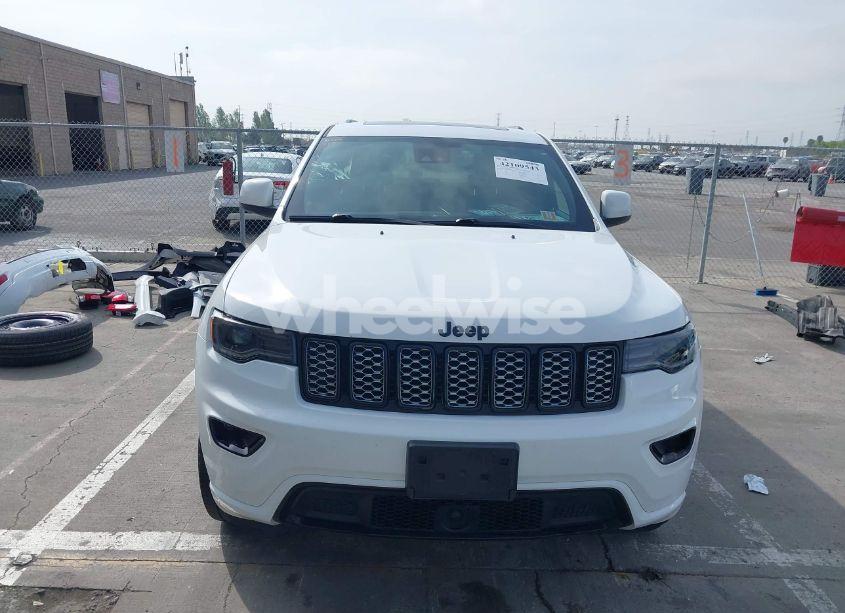 Photo 13 of 2021 Jeep Grand CHEROKEE LAREDO X 4X4 (VIN 1C4RJFAGXMC652969)