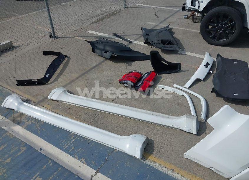 Photo 18 of 2021 Jeep Grand CHEROKEE LAREDO X 4X4 (VIN 1C4RJFAGXMC652969)