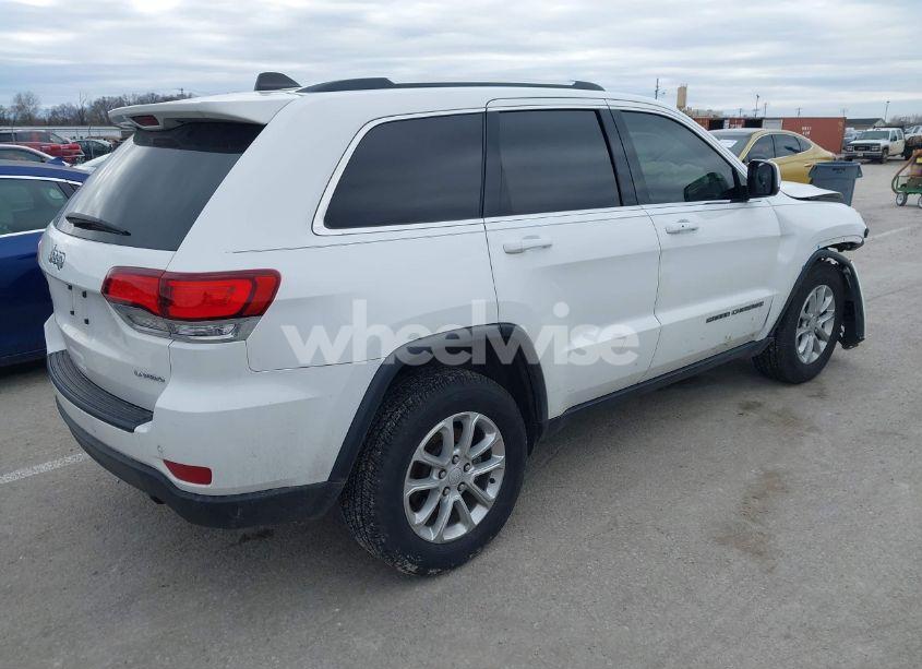 Photo 4 of 2021 Jeep Grand CHEROKEE LAREDO E 4X4 (VIN 1C4RJFAGXMC687897)