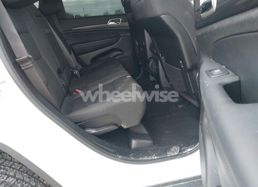 Photo 8 of 2021 Jeep Grand CHEROKEE LAREDO E 4X4 (VIN 1C4RJFAGXMC687897)
