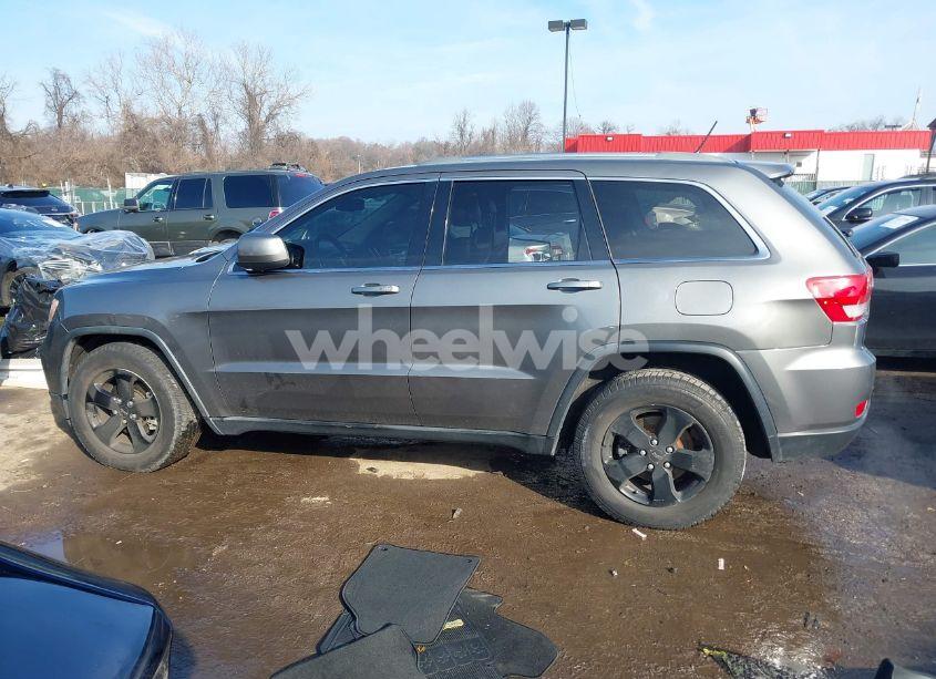 Photo 15 of 2012 Jeep Grand CHEROKEE LAREDO (VIN 1C4RJFAT0CC246145)