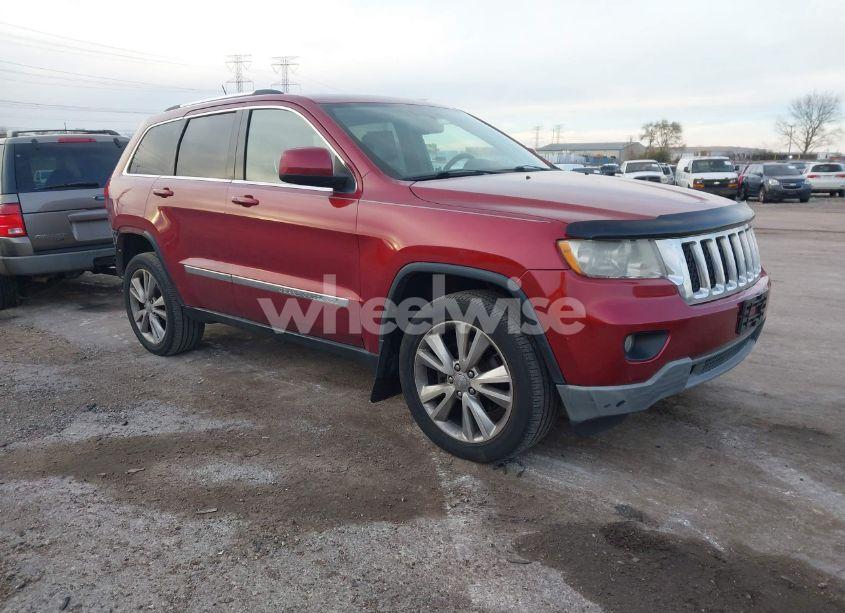 2013 Jeep Grand CHEROKEE LAREDO (VIN 1C4RJFAT0DC533292) main photo
