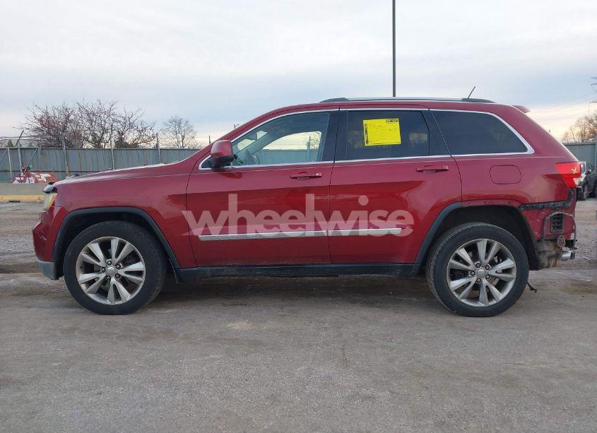 Photo 15 of 2013 Jeep Grand CHEROKEE LAREDO (VIN 1C4RJFAT0DC533292)