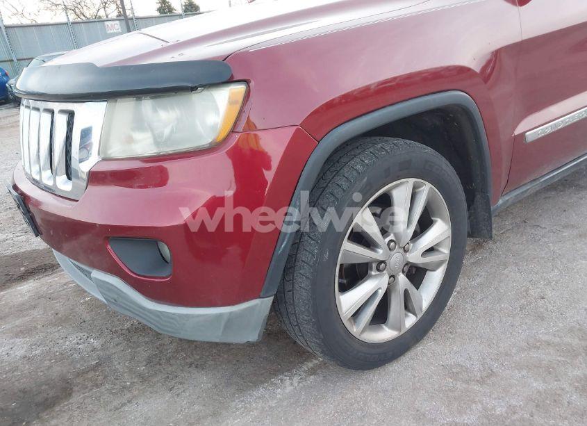 Photo 19 of 2013 Jeep Grand CHEROKEE LAREDO (VIN 1C4RJFAT0DC533292)