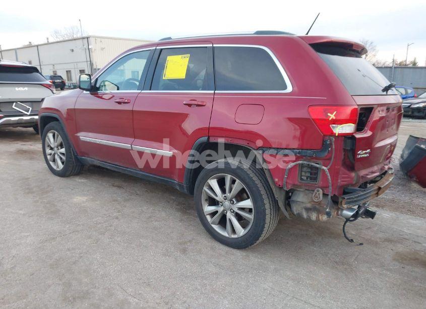 Photo 3 of 2013 Jeep Grand CHEROKEE LAREDO (VIN 1C4RJFAT0DC533292)