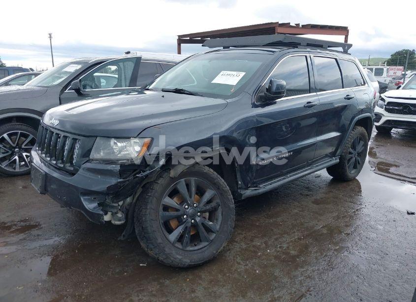 Photo 2 of 2013 Jeep Grand CHEROKEE LAREDO ALTITUDE (VIN 1C4RJFAT0DC619086)