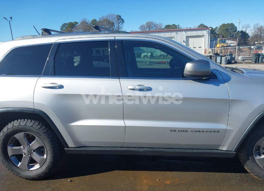 Photo 13 of 2013 Jeep Grand CHEROKEE LAREDO TRAILHAWK (VIN 1C4RJFAT1DC615693)
