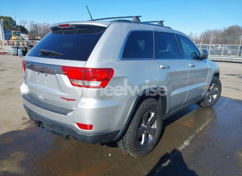 Photo 4 of 2013 Jeep Grand CHEROKEE LAREDO TRAILHAWK (VIN 1C4RJFAT1DC615693)