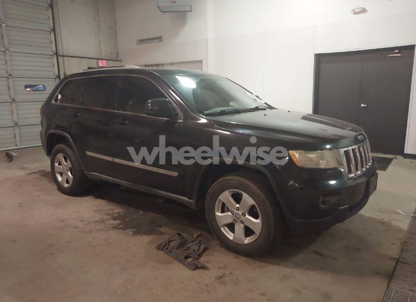 2012 Jeep Grand CHEROKEE LAREDO (VIN 1C4RJFAT6CC211755) main photo