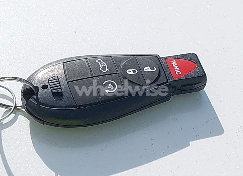 Photo 10 of 2013 Jeep Grand CHEROKEE LAREDO TRAILHAWK (VIN 1C4RJFAT6DC615253)