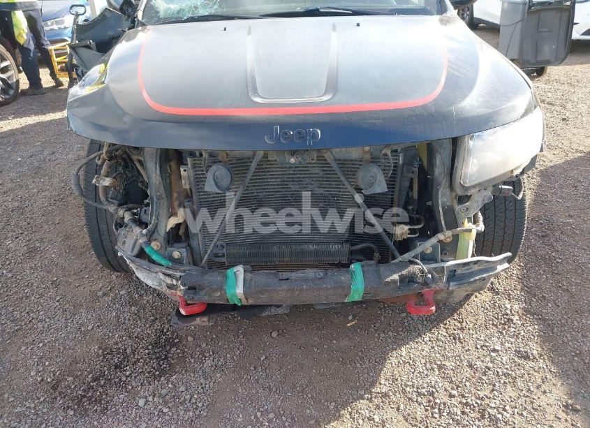 Photo 5 of 2013 Jeep Grand CHEROKEE LAREDO TRAILHAWK (VIN 1C4RJFAT6DC615253)