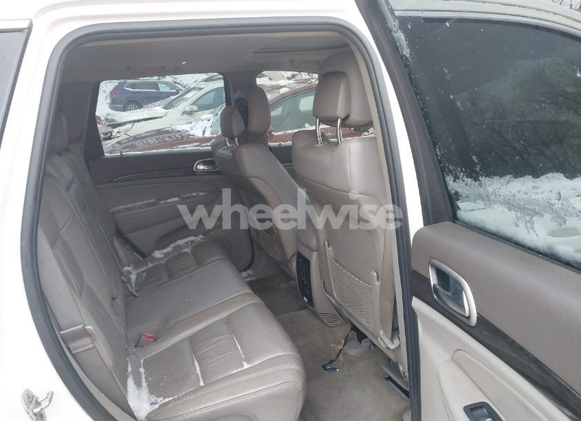 Photo 8 of 2012 Jeep Grand CHEROKEE LAREDO (VIN 1C4RJFAT7CC106156)