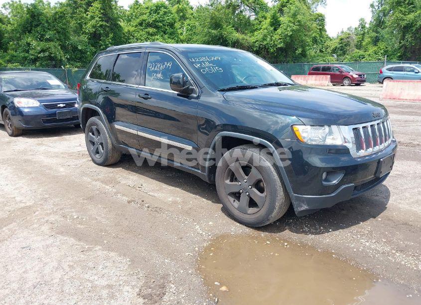 2013 Jeep Grand CHEROKEE LAREDO (VIN 1C4RJFAT9DC574617) main photo
