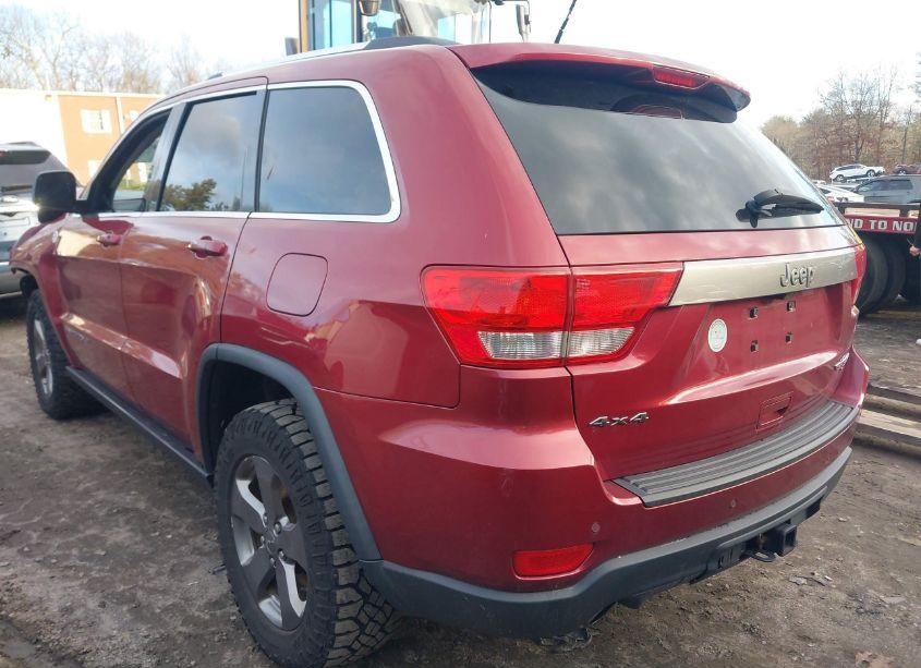 Photo 3 of 2013 Jeep Grand CHEROKEE LAREDO TRAILHAWK (VIN 1C4RJFATXDC615594)