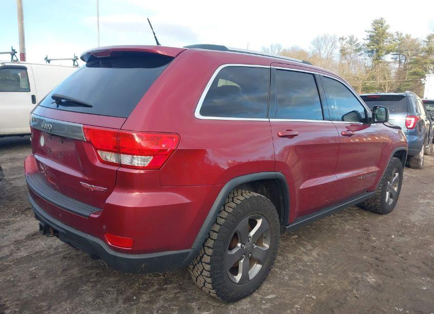 Photo 4 of 2013 Jeep Grand CHEROKEE LAREDO TRAILHAWK (VIN 1C4RJFATXDC615594)