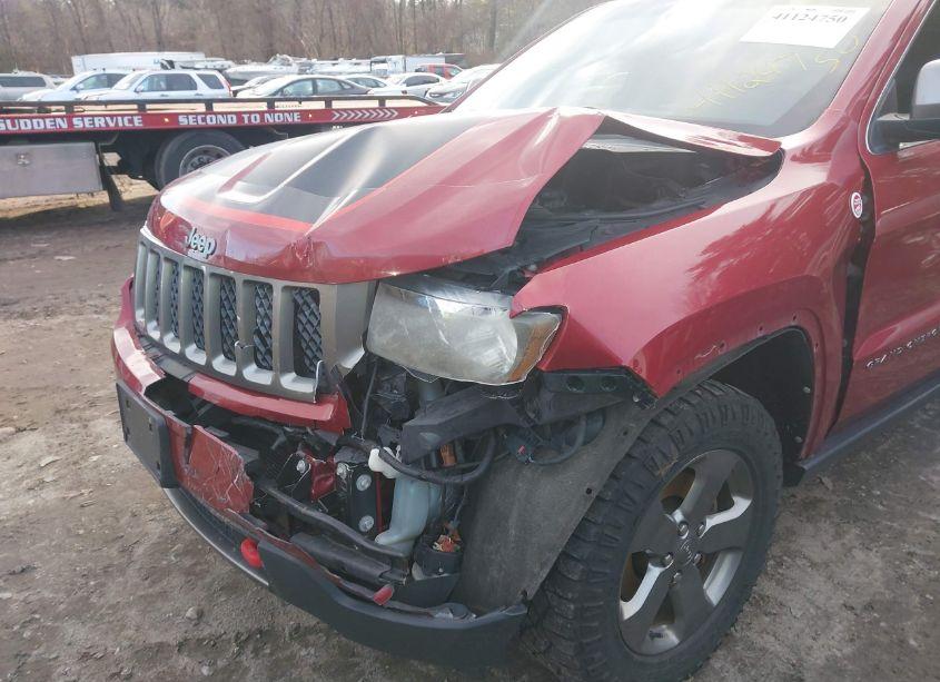 Photo 6 of 2013 Jeep Grand CHEROKEE LAREDO TRAILHAWK (VIN 1C4RJFATXDC615594)