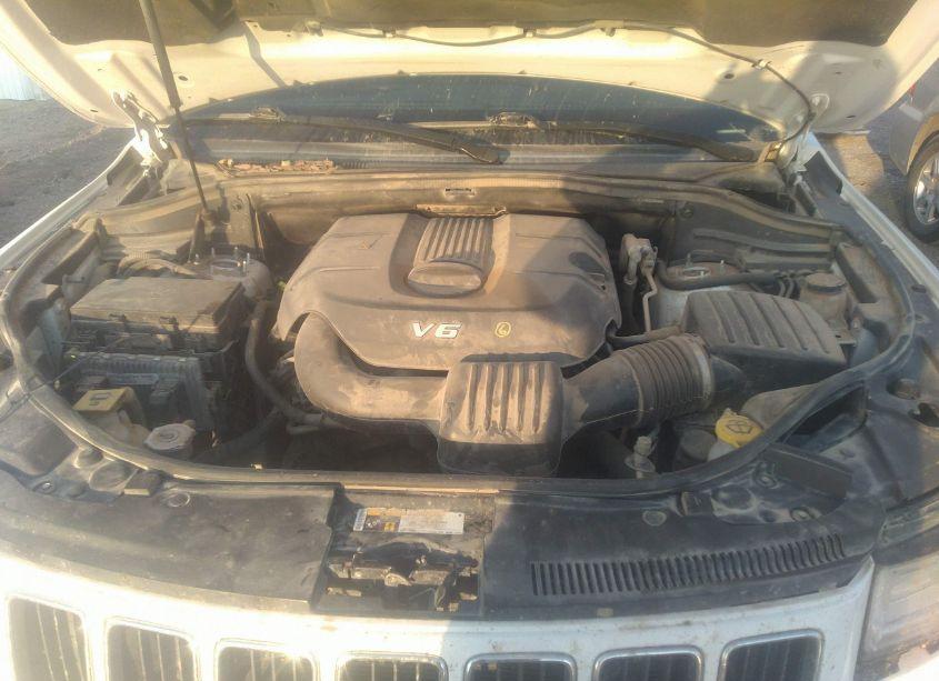 Photo 10 of 2015 Jeep Grand CHEROKEE LIMITED (VIN 1C4RJFBG0FC640993)