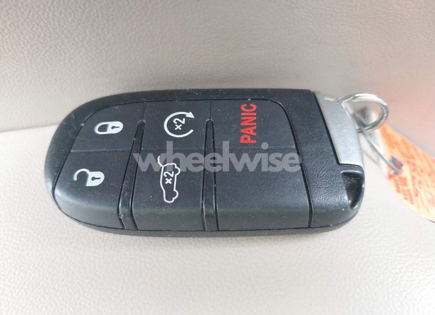 Photo 11 of 2015 Jeep Grand CHEROKEE LIMITED (VIN 1C4RJFBG0FC738325)