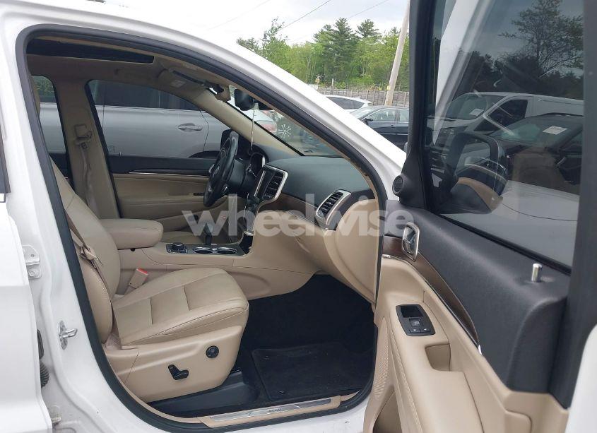 Photo 5 of 2015 Jeep Grand CHEROKEE LIMITED (VIN 1C4RJFBG0FC738325)