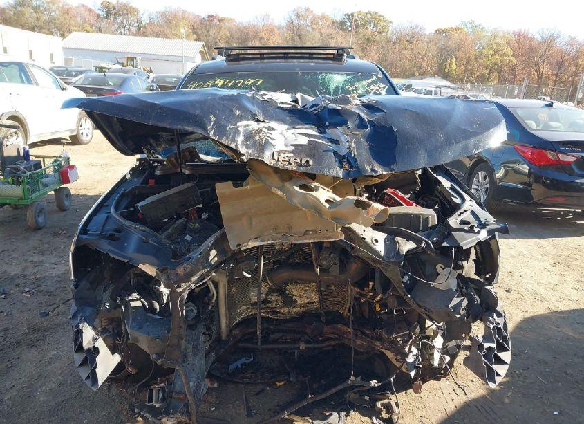 Photo 13 of 2016 Jeep Grand CHEROKEE LIMITED 75TH ANNIVERSARY (VIN 1C4RJFBG0GC360511)