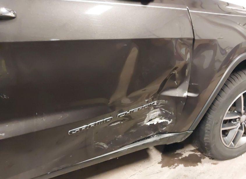 Photo 19 of 2018 Jeep Grand CHEROKEE LIMITED 4X4 (VIN 1C4RJFBG0JC248976)